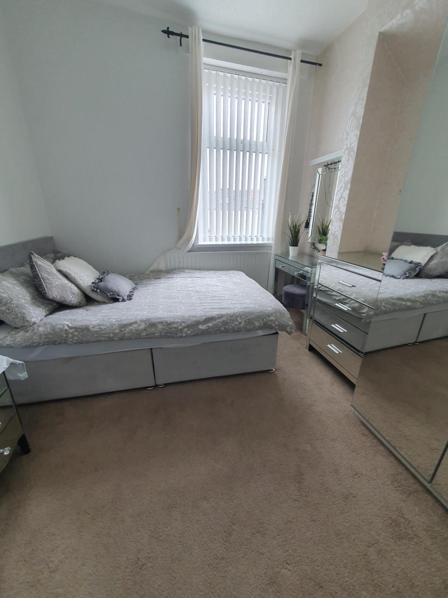 Private Double Room In Кардіфф Екстер'єр фото