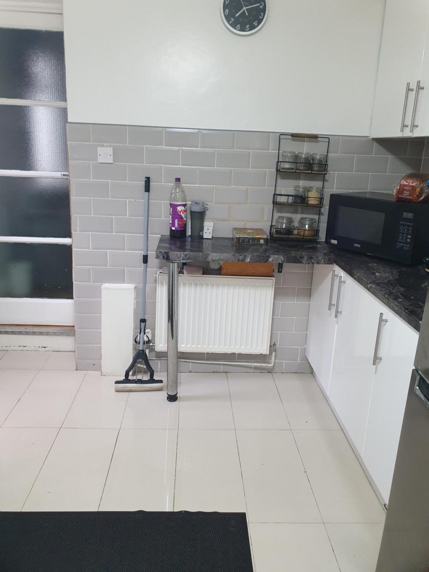 Private Double Room In Кардіфф Екстер'єр фото